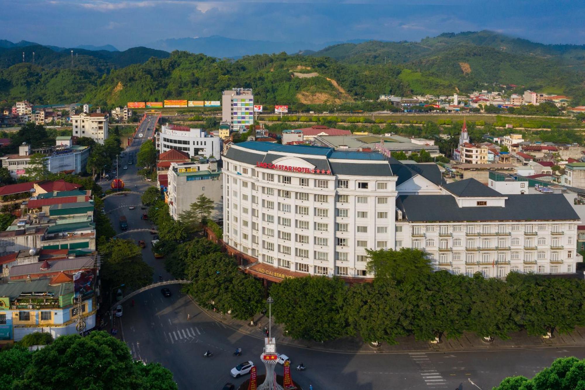 Lao Cai Star Hotel Екстериор снимка