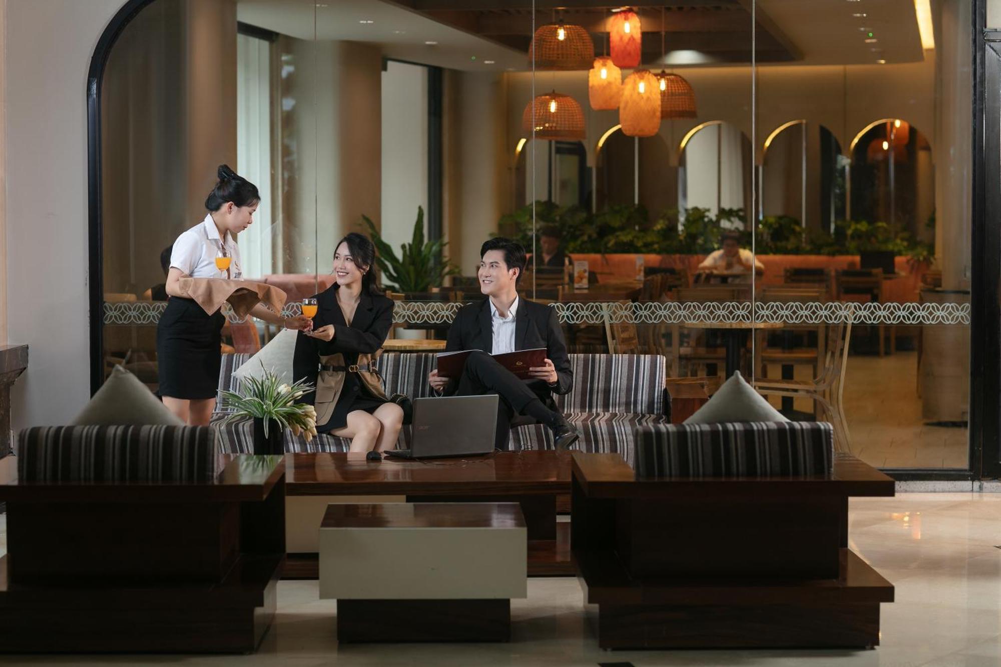 Lao Cai Star Hotel Екстериор снимка